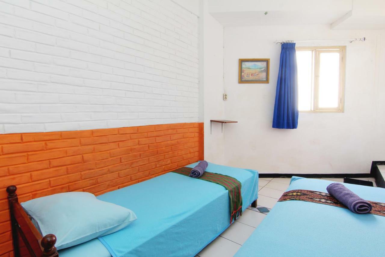 Neo Moritz Homestay Bandung Esterno foto